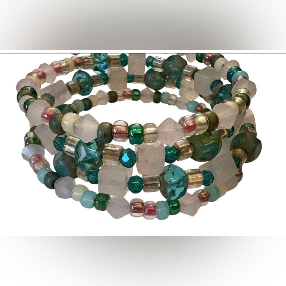 Rose Quartz, Czech Glass, and Crystal Beaded Wrap Bracelet. - Picture 2 of 7